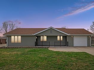 307 S Columbus St, Pleasantville, IA 50225
