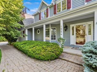 1554 Bobolink Cir, Woodstock, IL 60098