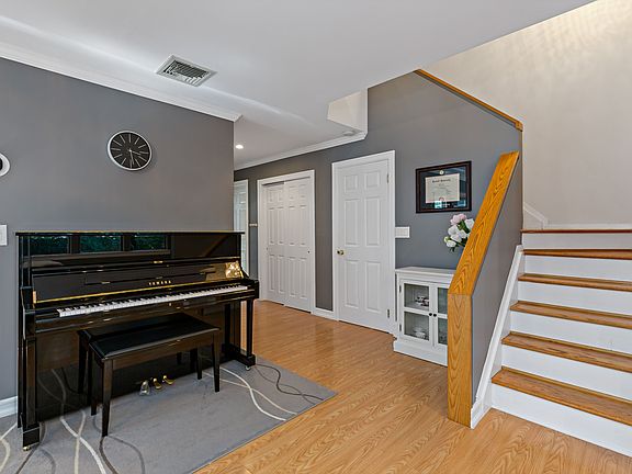 SZeolla-5B Olde Willow Way-03.JPG