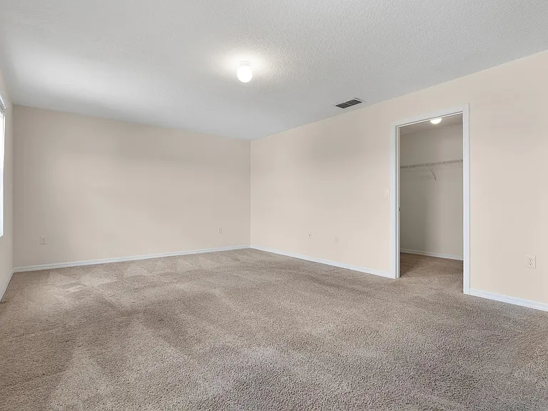 104 Country Walk Cir — Photo 23
