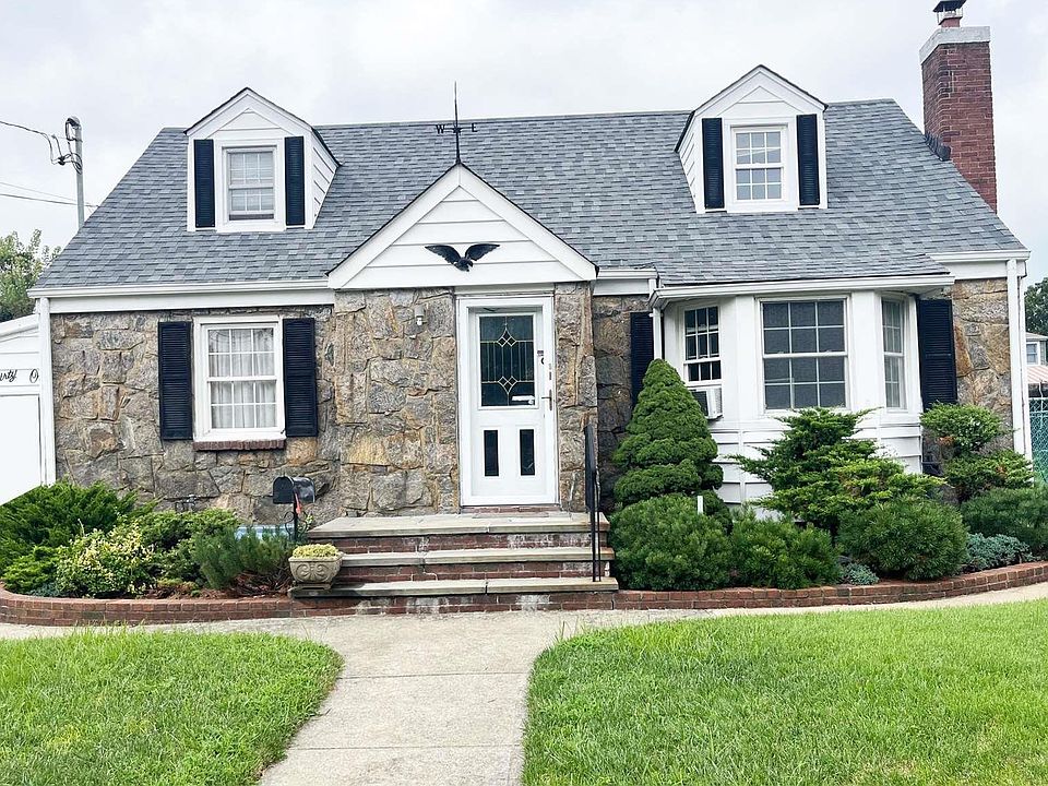 1st image of 2531 6th Avenue