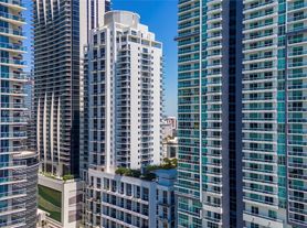 1050 Brickell Ave
