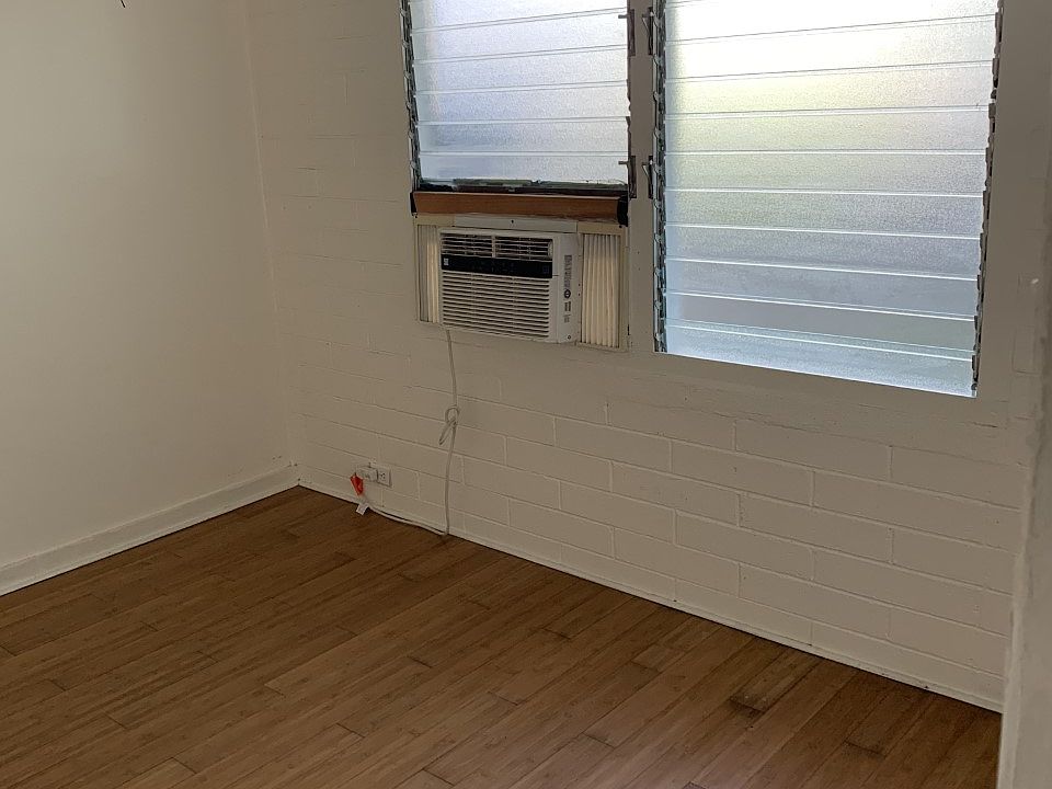 2nd image of 574 Lauiki St #2