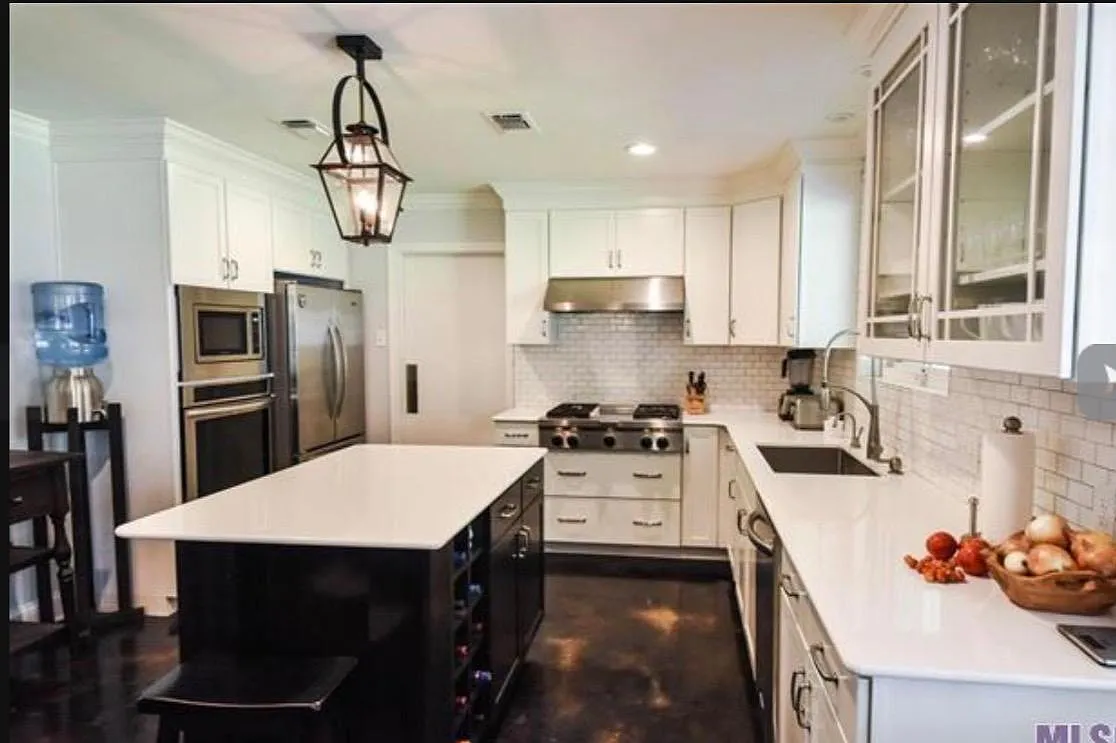 2662 Purvis Dr — Photo 3