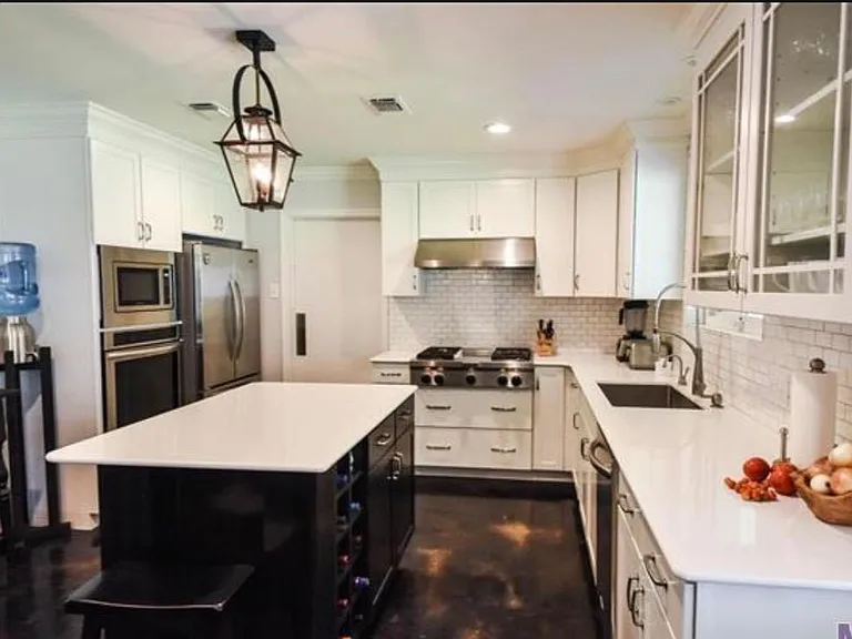 2662 Purvis Dr — Photo 3