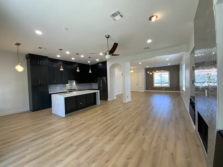 6204 E Phelps Rd — Photo 21