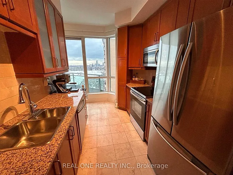 60 Byng Ave #910 — Photo 9