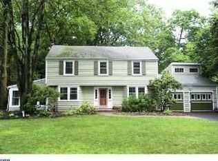 75 Glen Dr, Yardley, PA 19067
