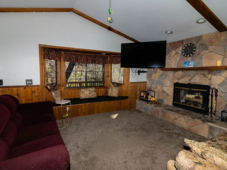 790 Highland Ln — Photo 10
