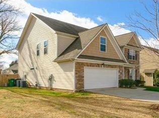 13515 Greenfinch Dr, Charlotte, NC 28278