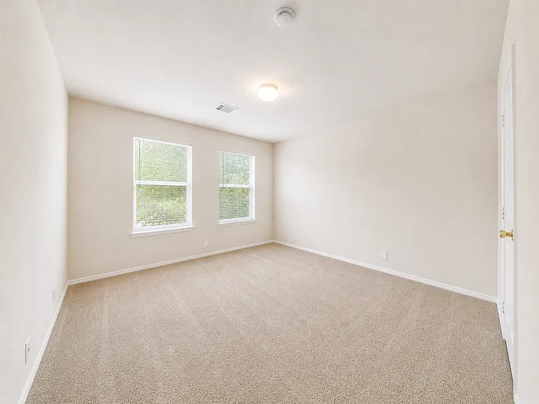 8016 Rosespur Park — Photo 10