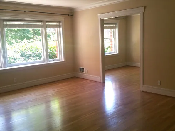 100 W Highland Dr #223, Seattle, WA 98119