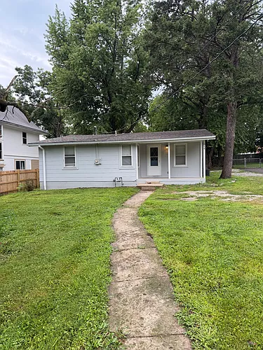 814 S Crysler Ave Photo 1 814 S Crysler Ave Photo 1