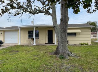 3301 Binder Dr, Holiday, FL 34691