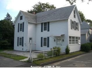 4 Orchard St, Niantic, CT 06357