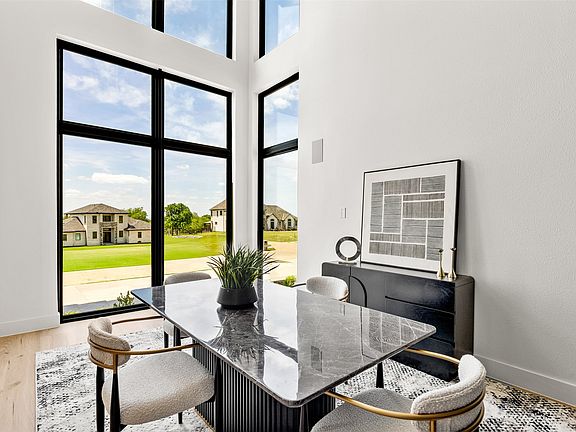 4th image of 2158 Rohne Dr