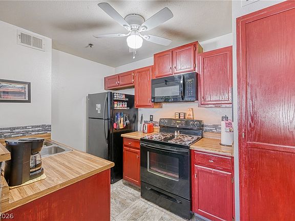 5th image of 1381 E University Ave APT 110