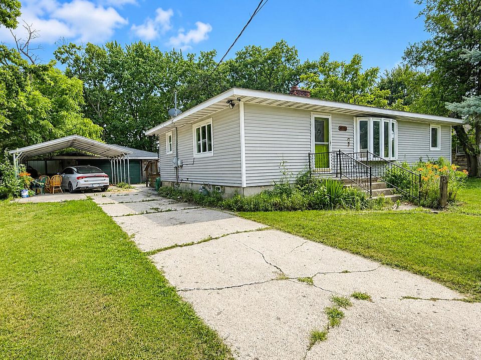 1st image of 2295 W 41st Ave
