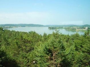 7910 Bowman Rd, Lodi, WI 53555