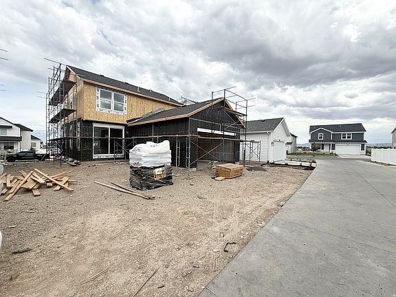 3rd image of 7654 S Clipper Hill Rd W #306