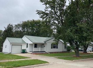 702 W Fillmore Ave, Fairfield, IA
