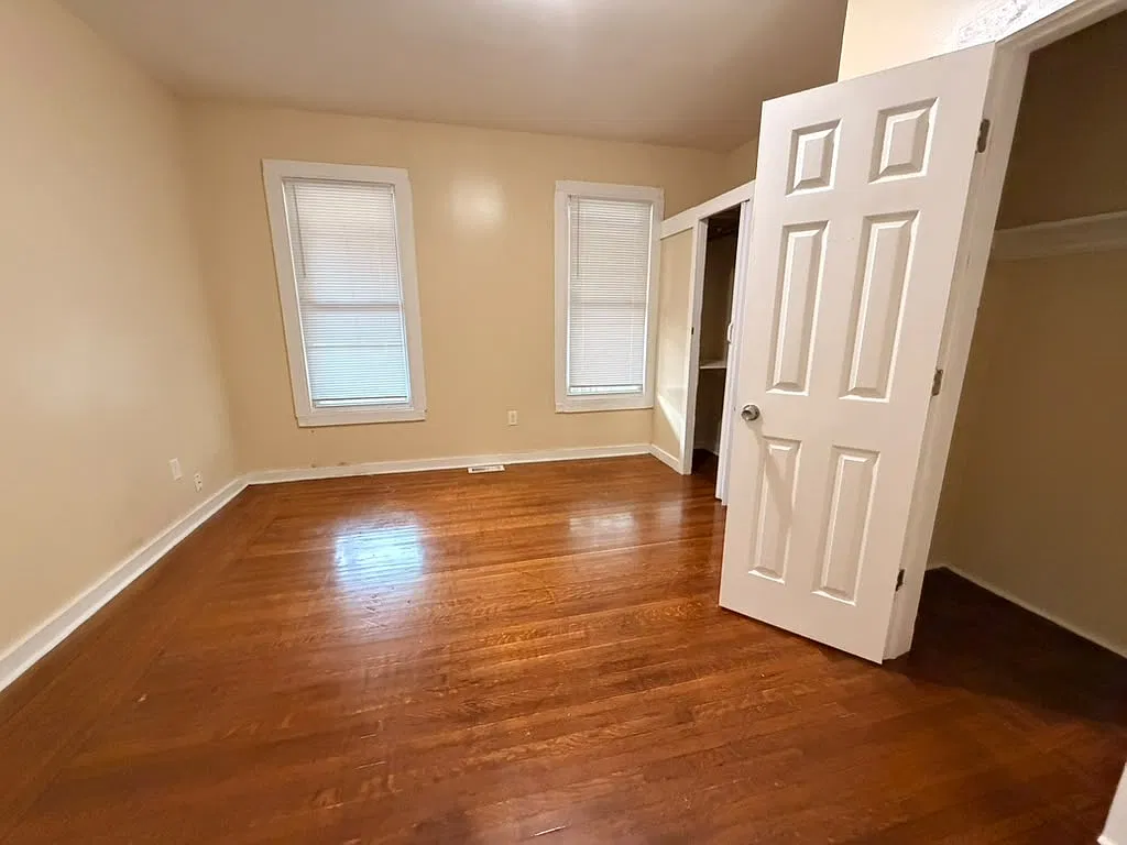 3 bed, $1,700 — Photo 4