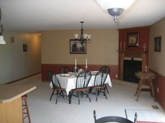 4th image of 462 Golfview Dr