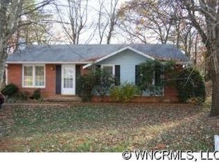 14 Wildwood Ave, Weaverville, NC 28787