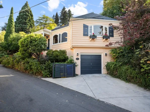 571 NW Alpine Ter, Portland, OR 97210