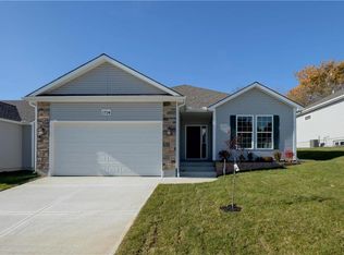 1704 NW Primrose Ct, Blue Springs, MO 64015