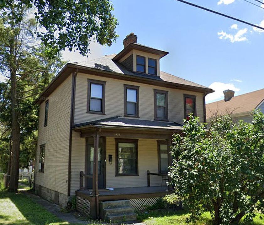 1st image of 423-425 17th Ave