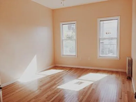 Rented by In Haus LLC | media 25