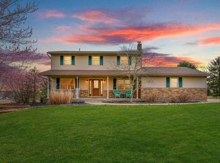 1360 Heister Rd NW, Lancaster, OH 43130