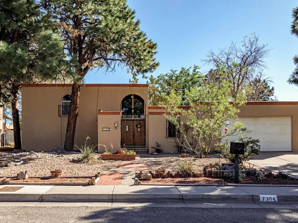 7304 Vista Del Arroyo Ave NE, Albuquerque, NM 87109