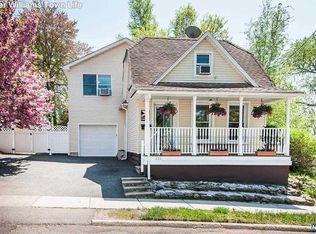 224 Merritt Ave, Bergenfield, NJ 07621