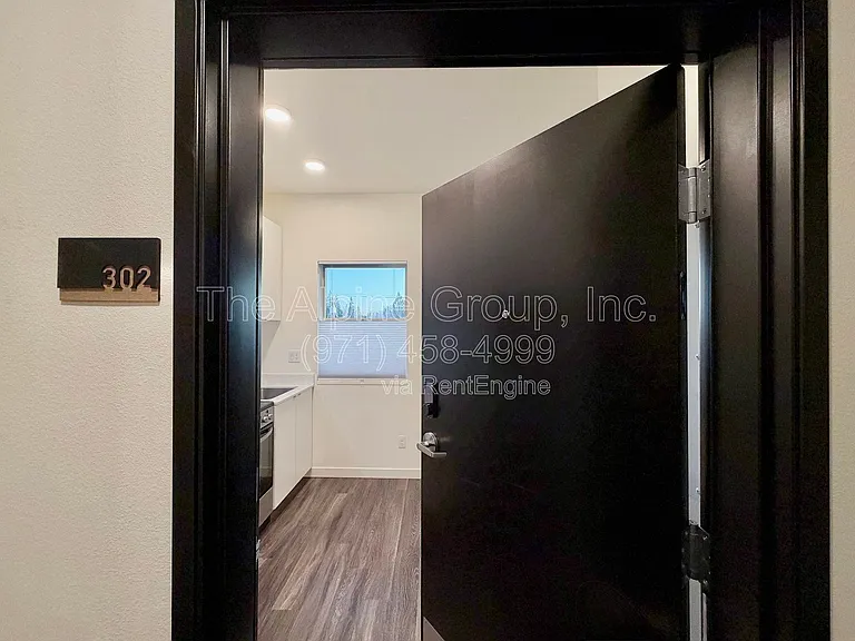 1524 NE 40th Ave #302 — Photo 13