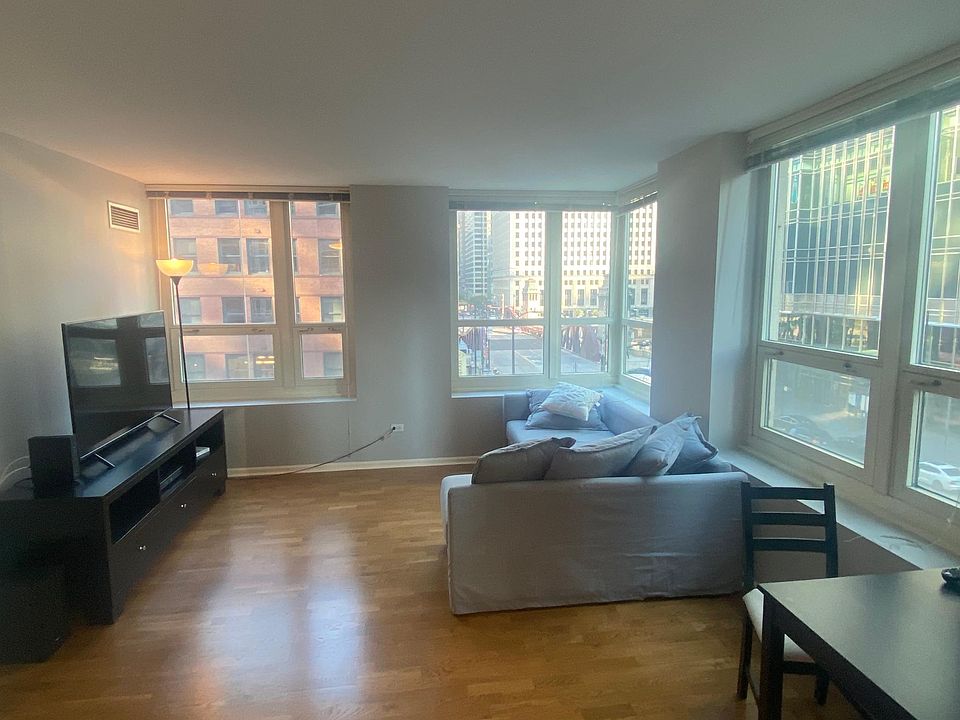 1st image of 345 N Lasalle St #408