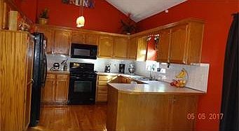 3rd image of 1108 N Viking Ct