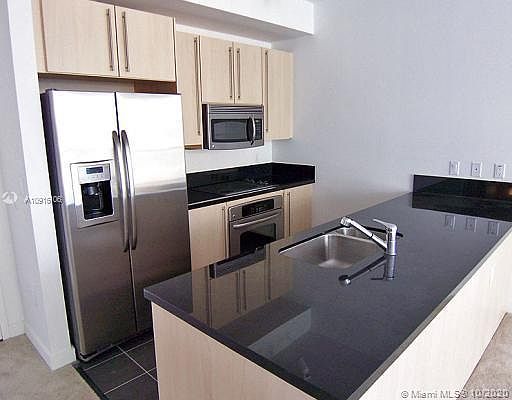 3rd image of 1111 SW 1st Ave APT 2924