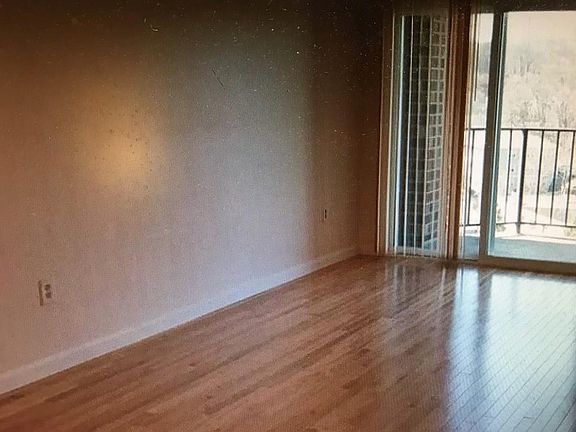 2nd image of 230 Willard St Unit 611