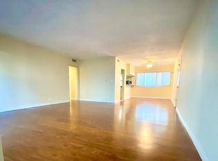 205 S Elm Dr APT 2, Beverly Hills, CA 90212