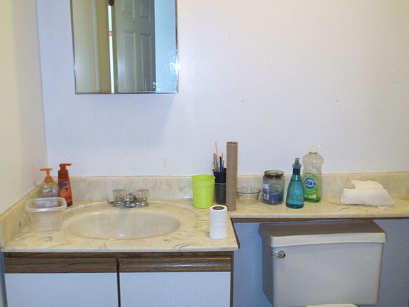 3rd image of 1697 Lynn Garden Dr