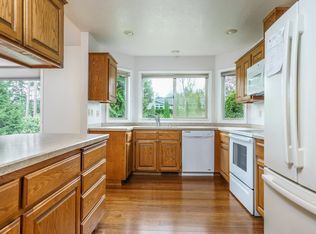 2004 Creekside Ln, Anacortes, WA 98221