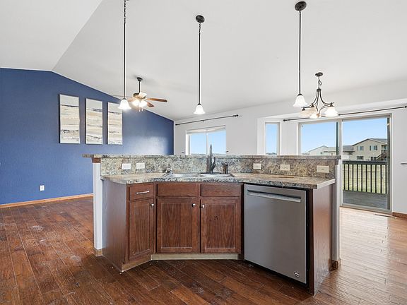 4th image of 22764 Brandy Way