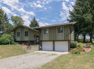 23198 W County Line Rd, Battle Creek, MI 49017