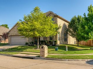 233 Brook Meadow Ct, Midlothian, TX 76065
