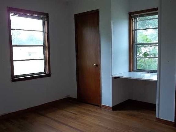 5th image of 1105 Avenue H