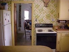 4th image of 2601 N Barker St