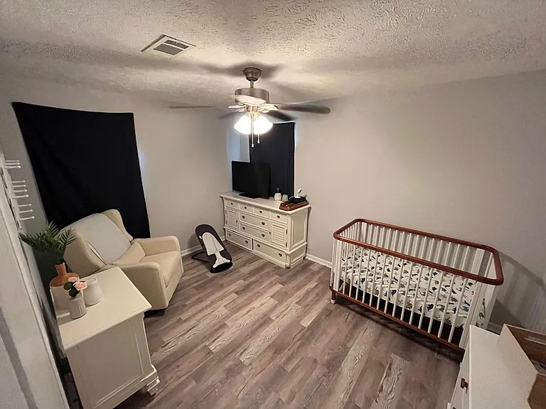 406 Wittel Ave — Photo 10