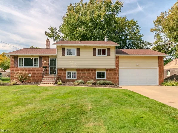 6180 Thunderbird Dr, Mentor, OH 44060